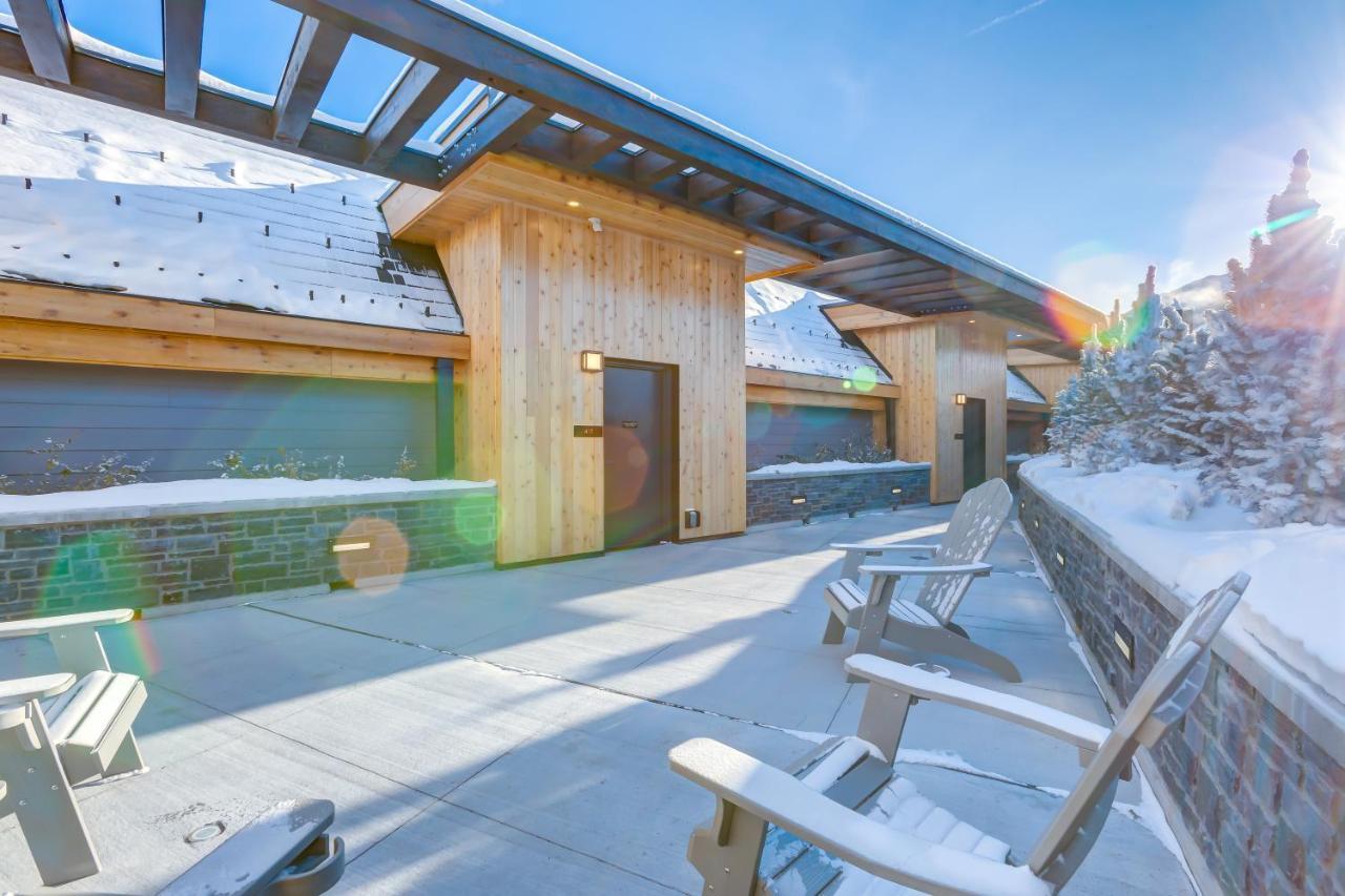Peaks Hotel And Suites Banff Esterno foto