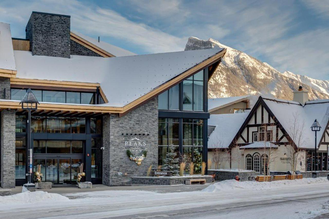 Peaks Hotel And Suites Banff Esterno foto