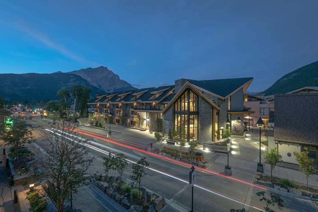 Peaks Hotel And Suites Banff Esterno foto